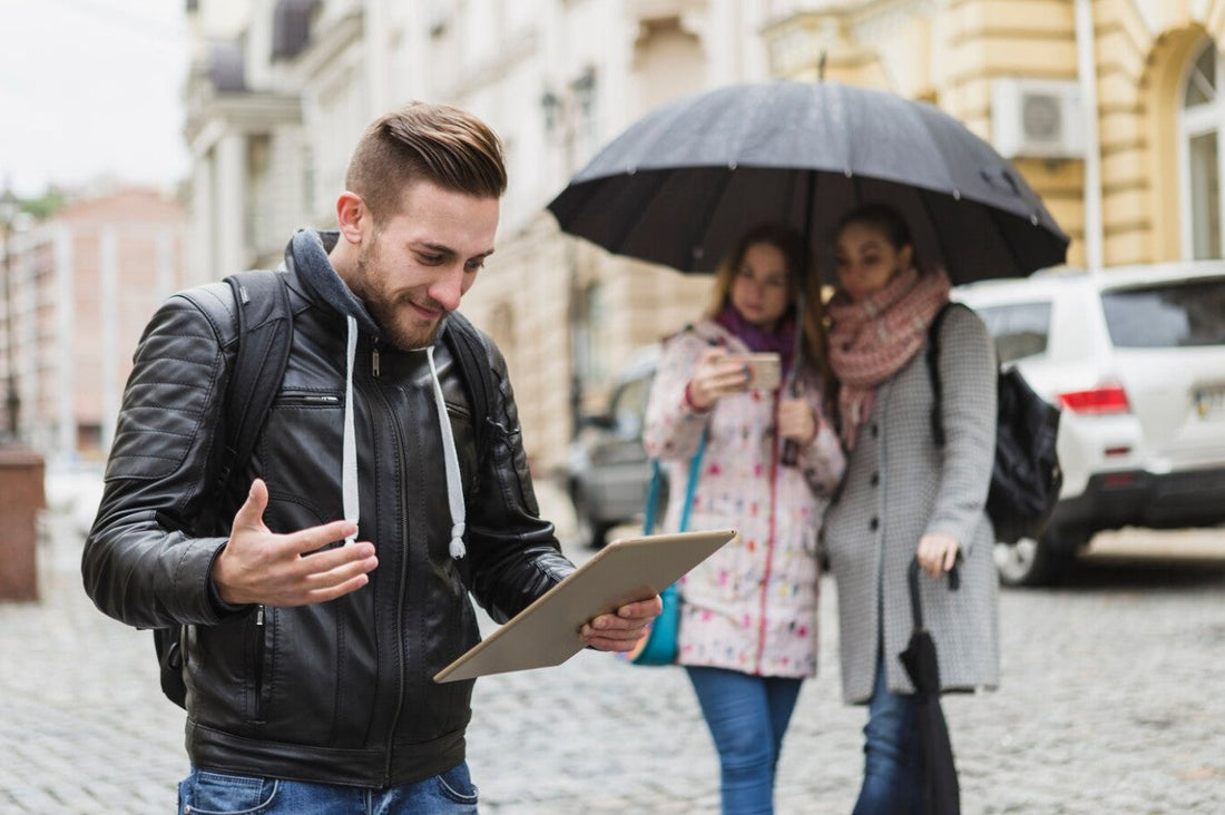 Can You Wear a Leather Jacket in the Rain in the United States?