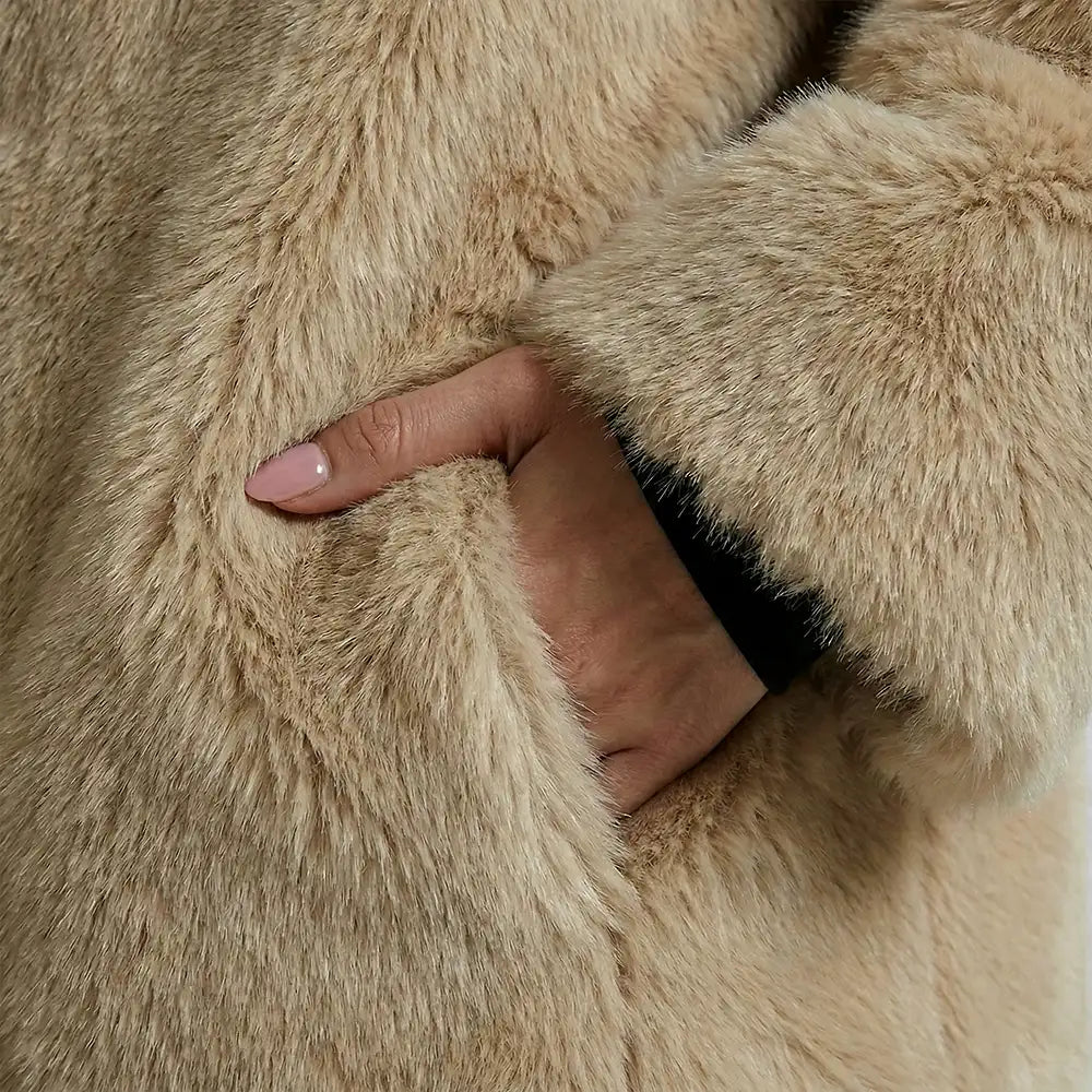 Empress Oversized Women's Faux Fur Coat