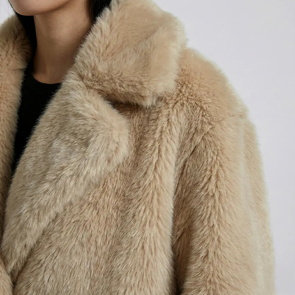 Empress Oversized Women's Faux Fur Coat
