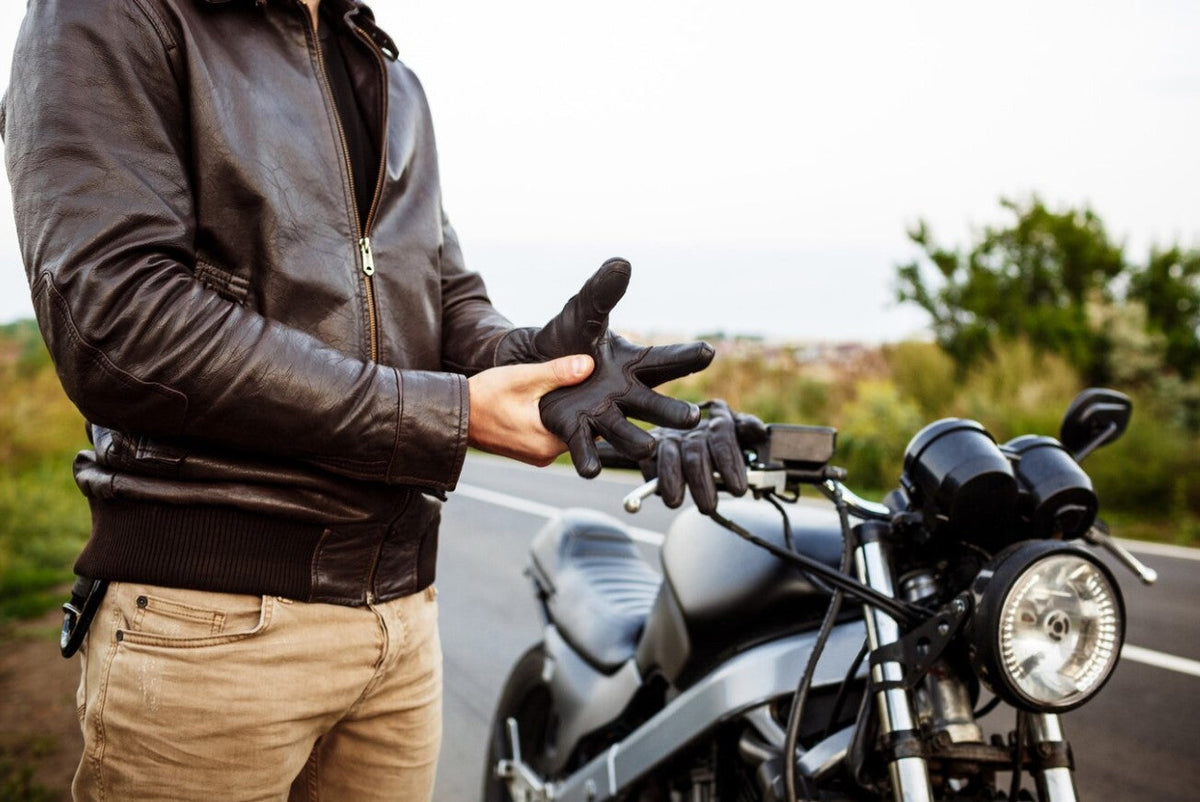  Leather Racing Jackets: Styles, Fits, and Features
