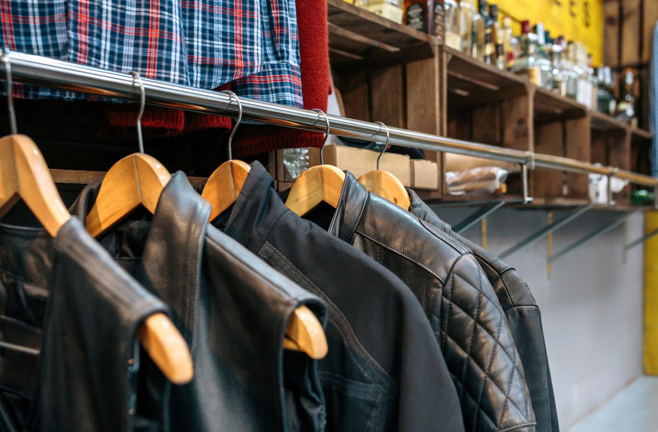 Do Dry Cleaners Clean Leather Jackets in the USA in 2026?