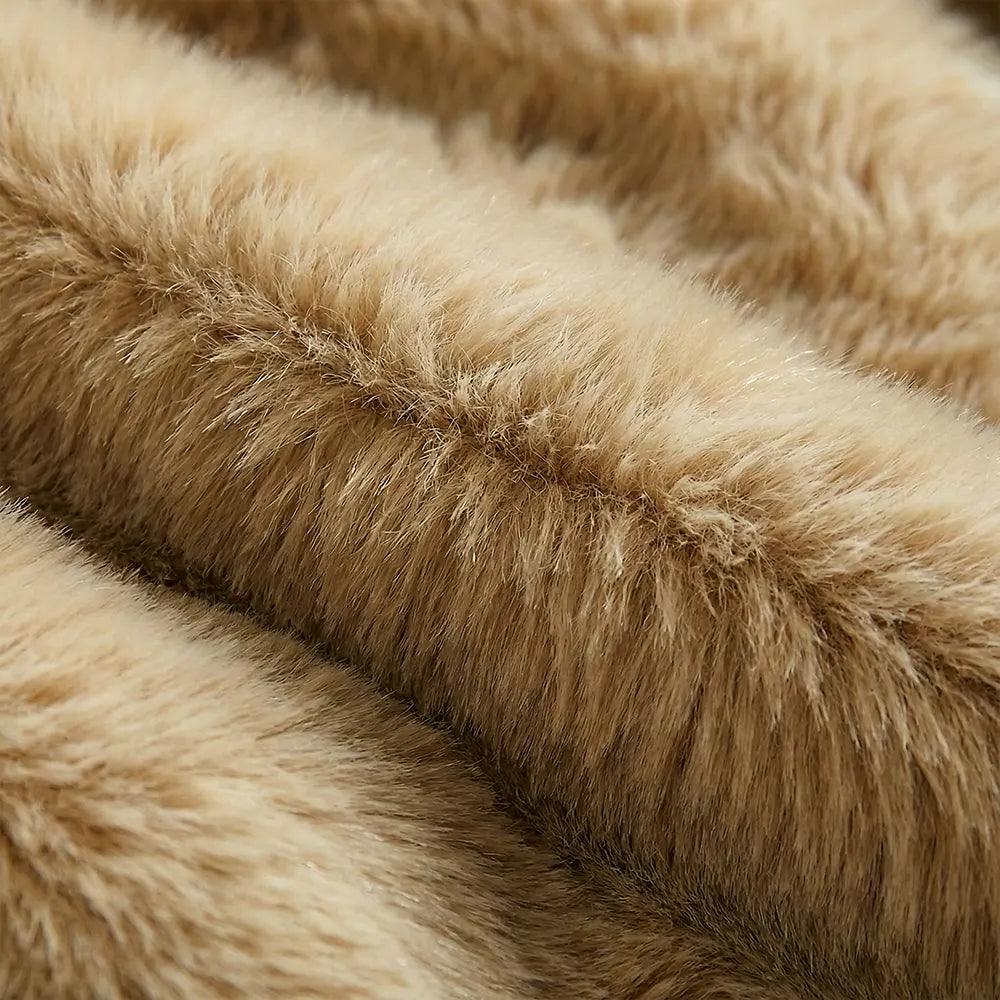 Empress Oversized Women's Faux Fur Coat